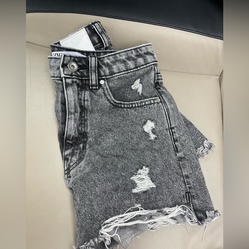 Zara Black Distressed Shorts Size 0